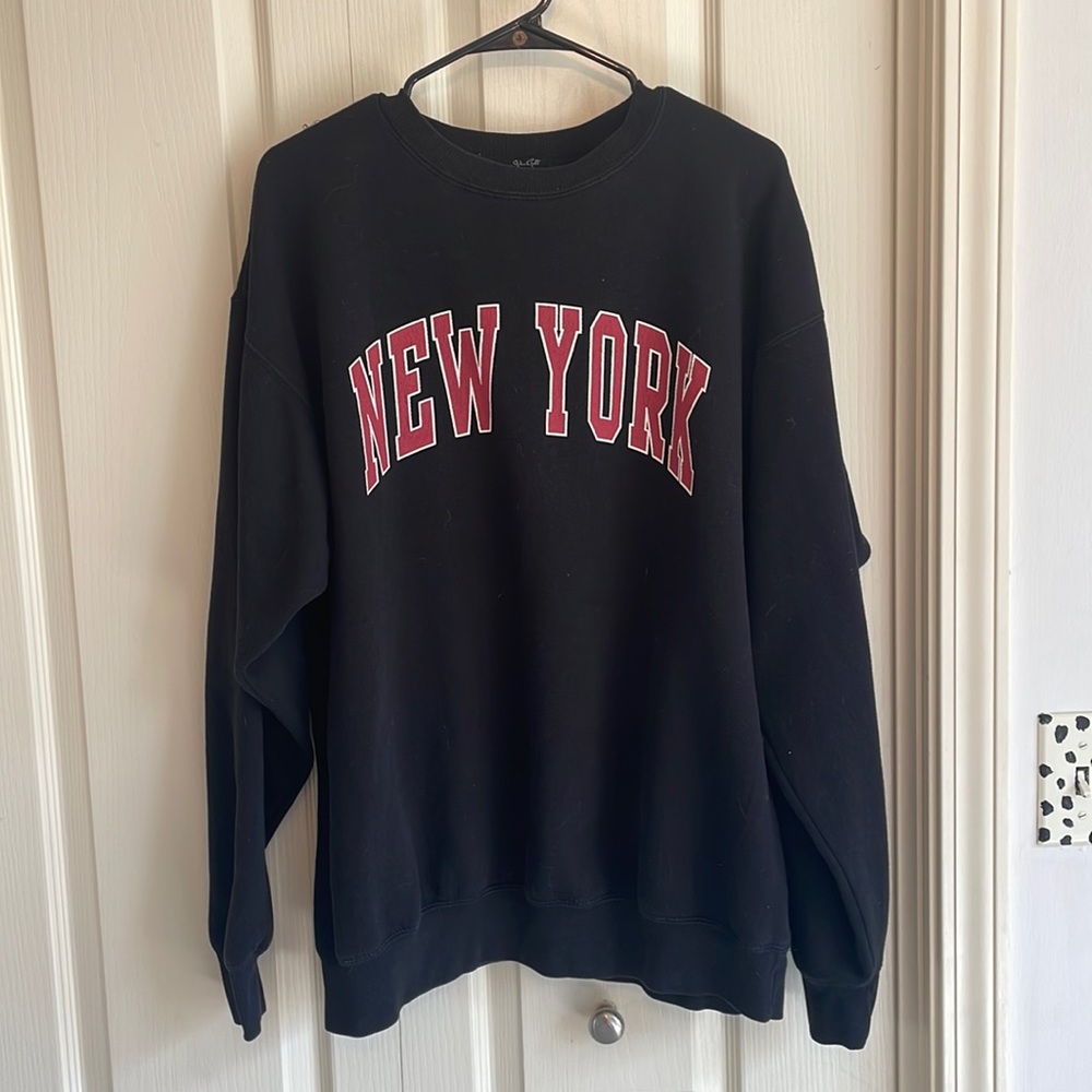 Brandy Melville Sweatshirt